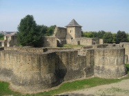 800px-Cetatea de Scaun a Sucevei9.jpg